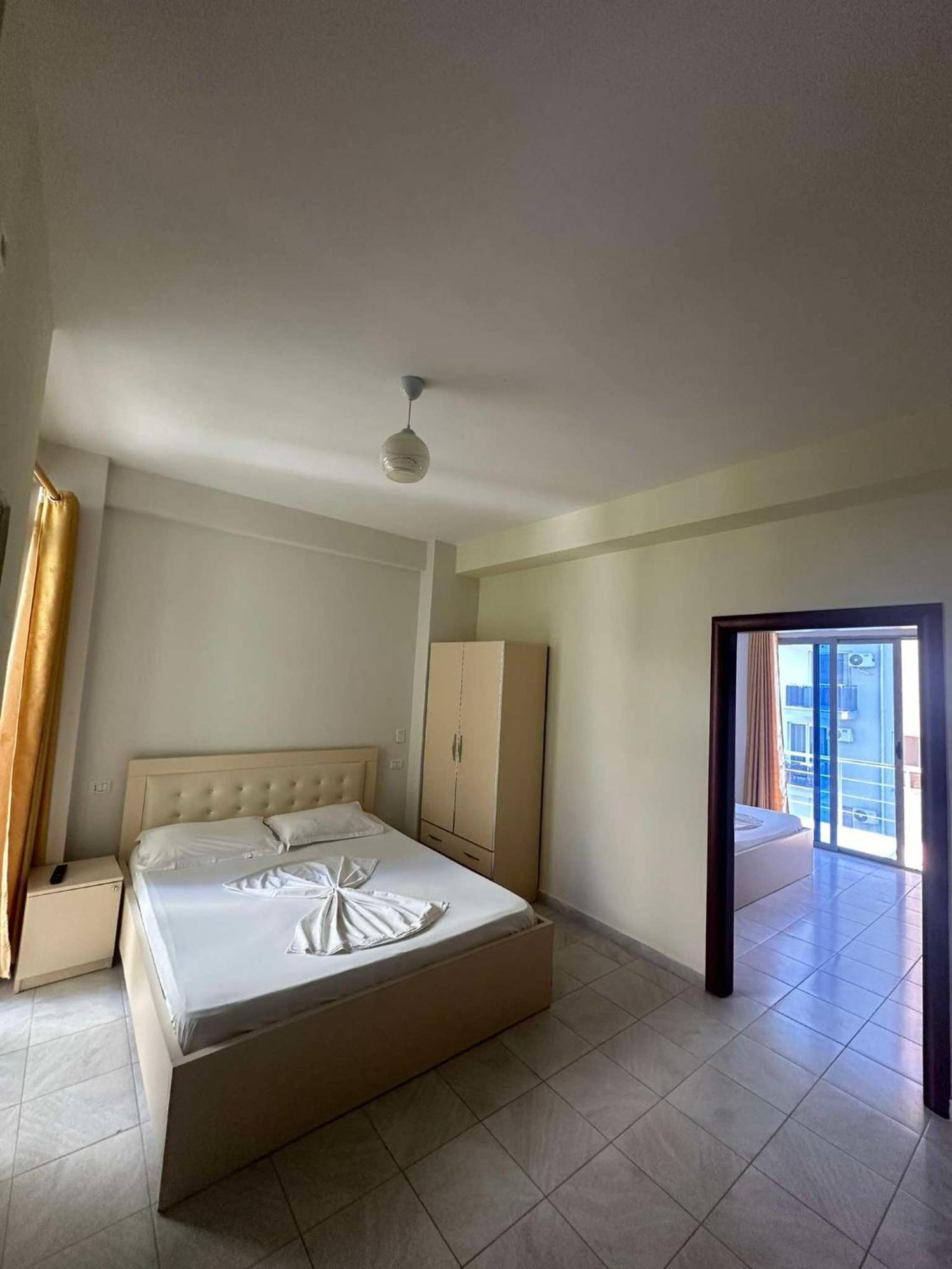 Deor Hotel Shëngjin Exterior foto